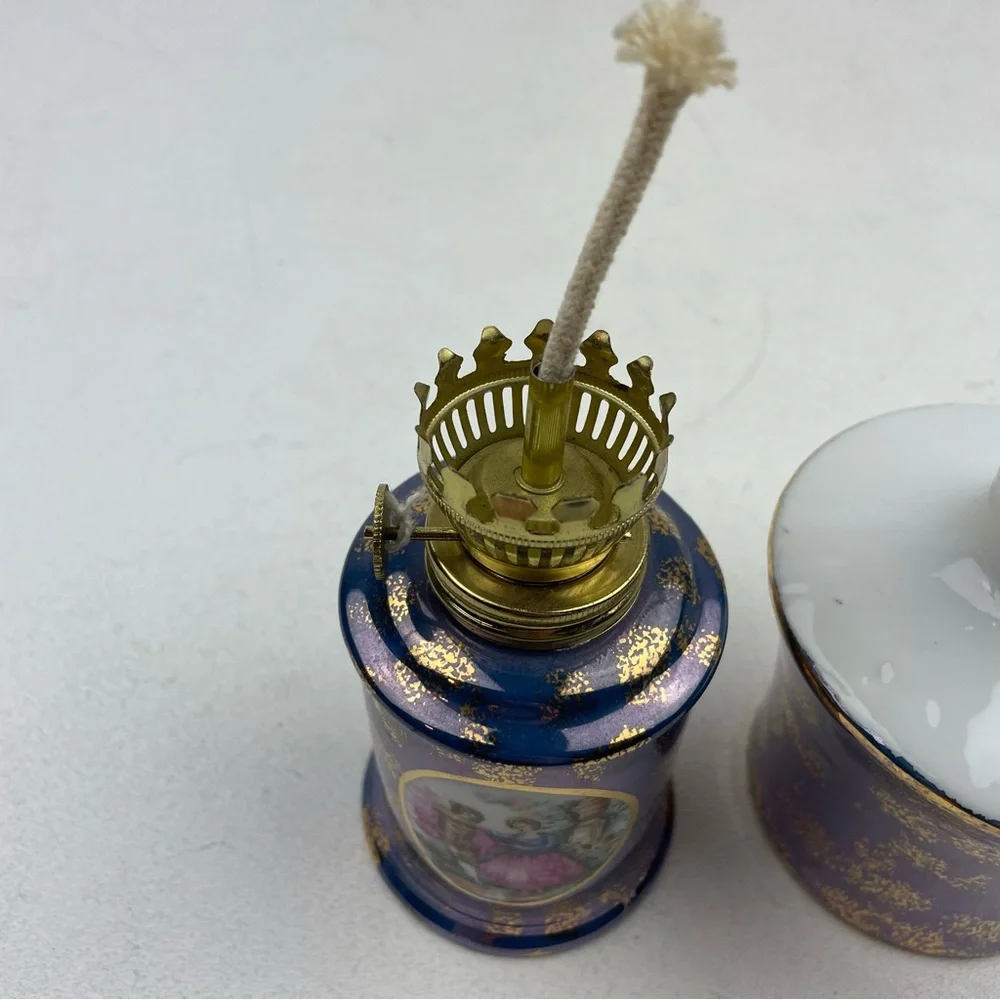 Midcentury Porcelain Mini Kero Oil Gold Lamp Japan